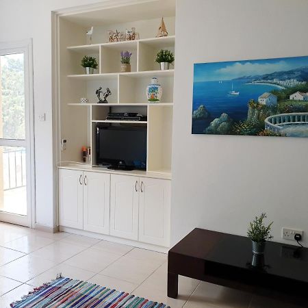 Ferienwohnung Psyche Harbor Paphos Exterior foto