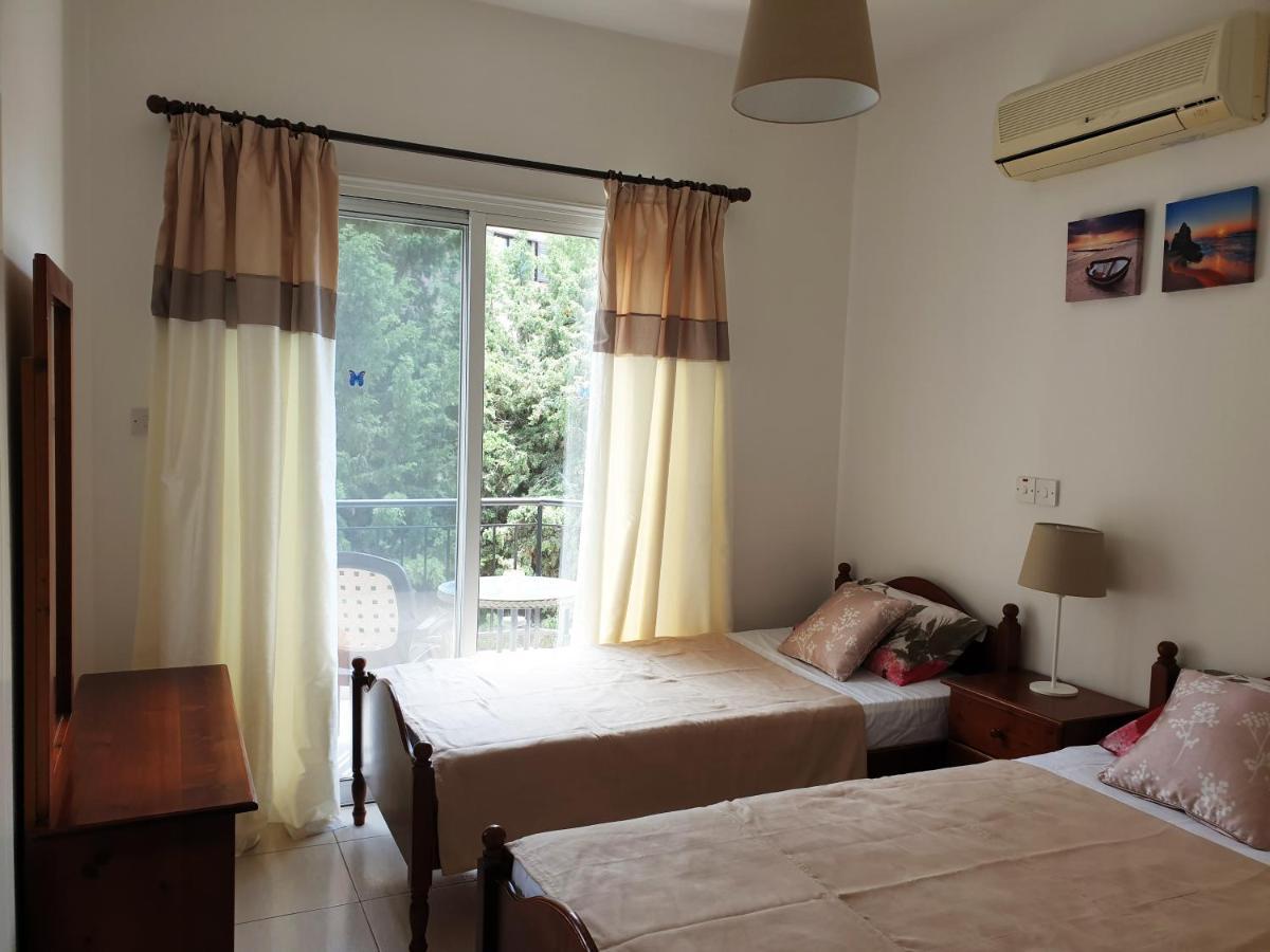 Ferienwohnung Psyche Harbor Paphos Exterior foto